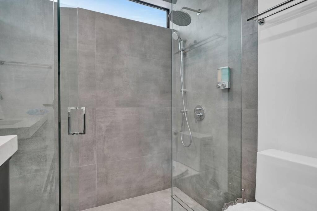 Villa Design House -Heated Pool -Big Yard -Gated Parking Miami Esterno foto